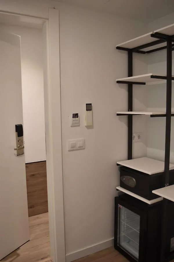 Casp Green House Barcelona Guest house